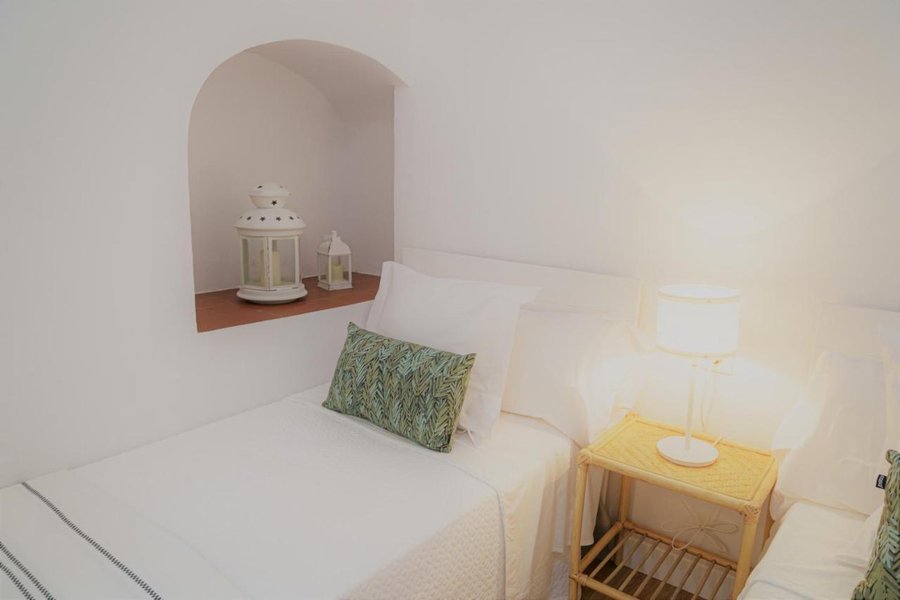 Hostal La Calzada ทาริฟา ภายนอก รูปภาพ