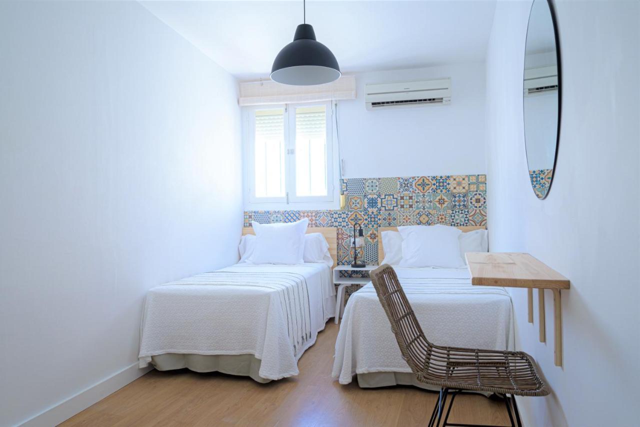 Hostal La Calzada ทาริฟา ภายนอก รูปภาพ
